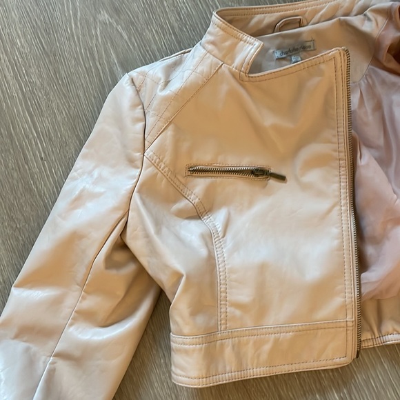 Light Pink faux leather jacket size large fits like XS - Picture 2 of 9